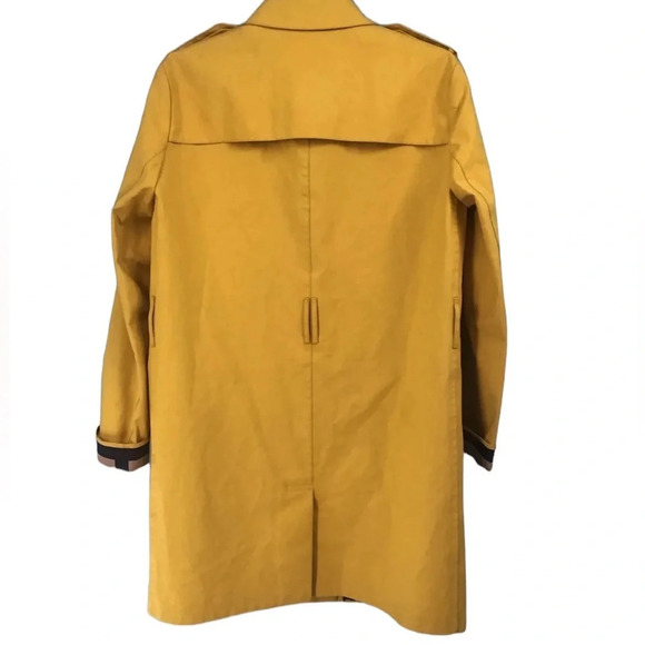 Burberry Women's Yellow Button Down Trench Coat Size-10 - Picture 4 of 9